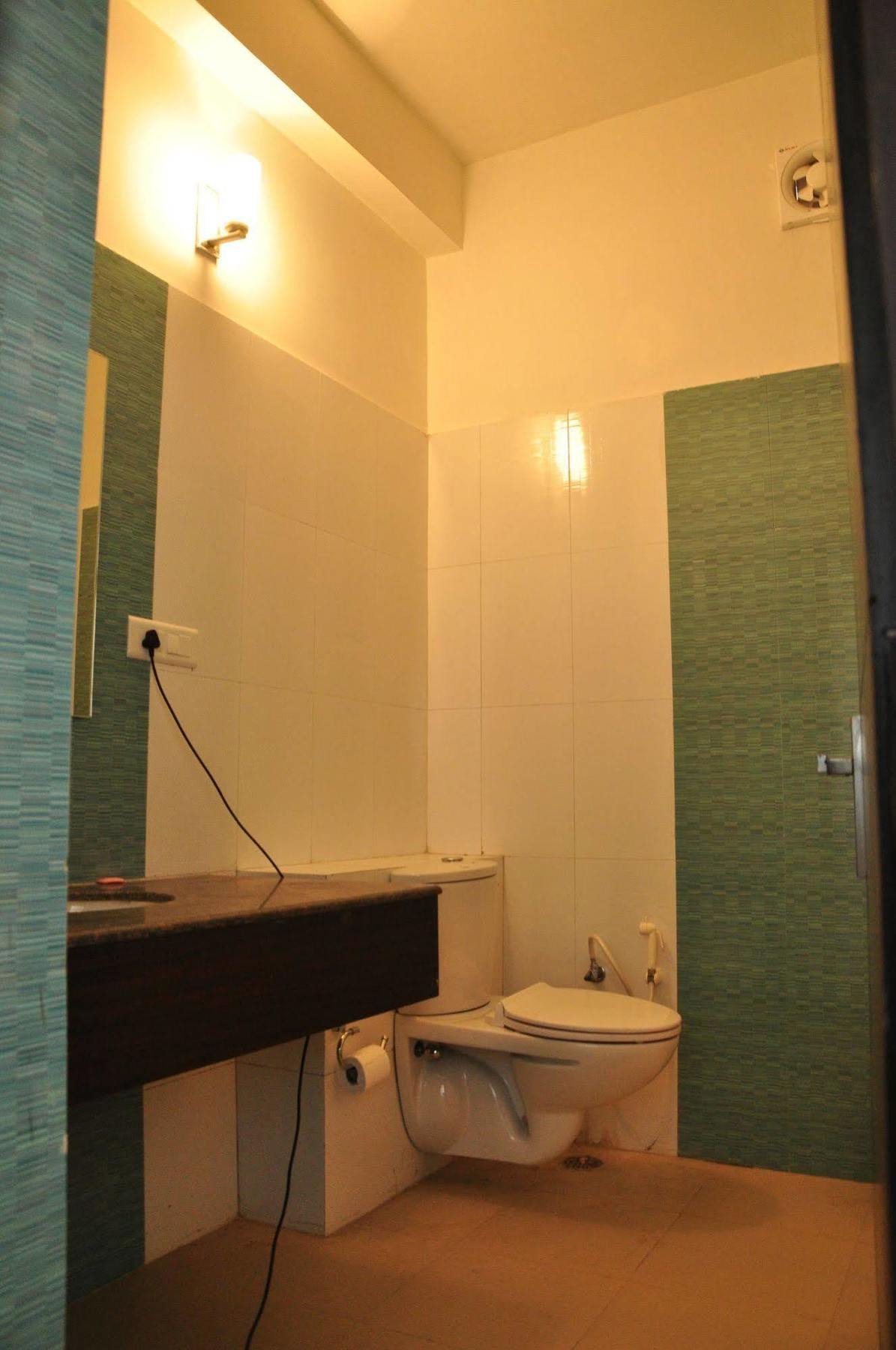 אגרה Madhu Resort מראה חיצוני תמונה