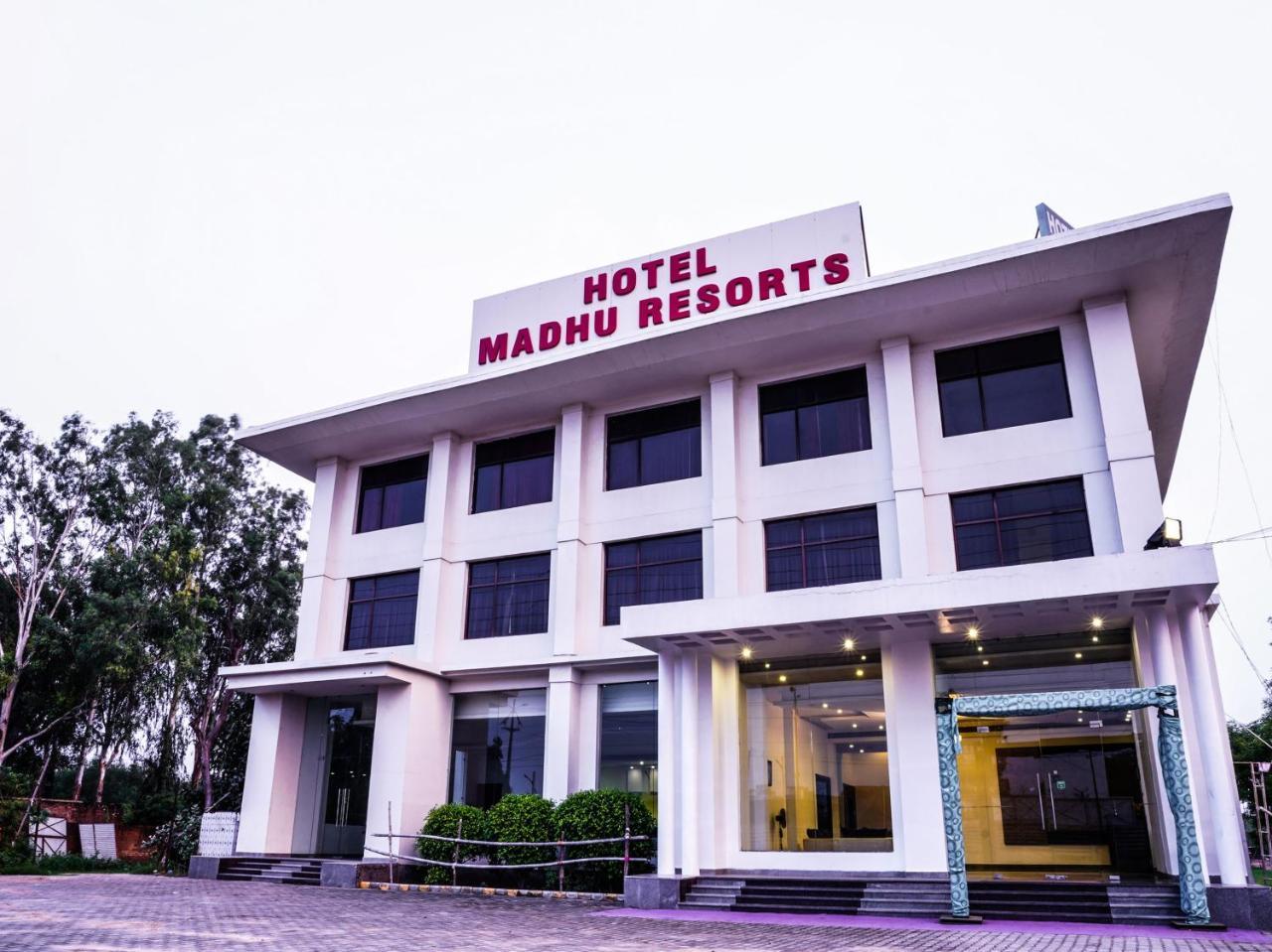 אגרה Madhu Resort מראה חיצוני תמונה