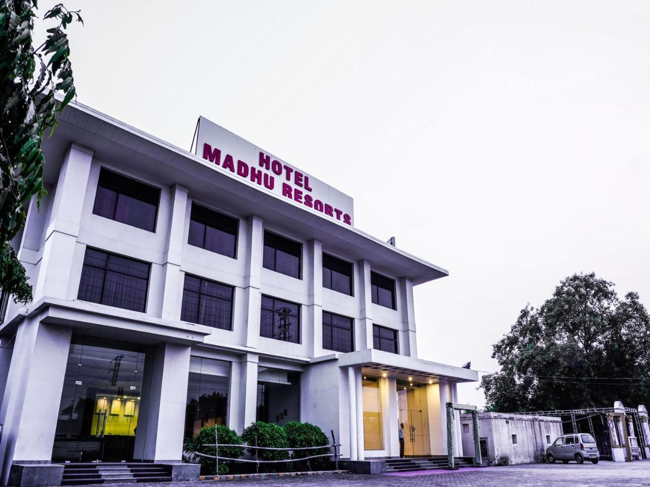 אגרה Madhu Resort מראה חיצוני תמונה